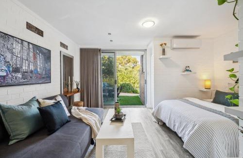 North Fremantle Apartment | Salty Escape at North Freo