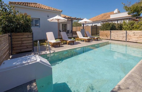 Fiolitis Villa | Salvia - 2 Bedroom villa with Private Pool and Garden view