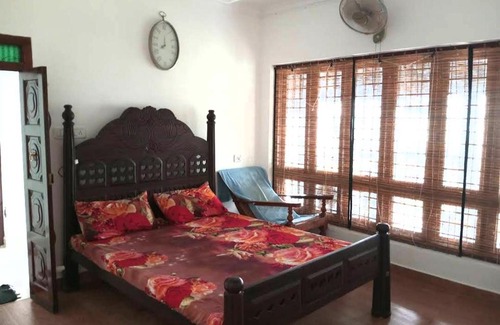 Quilon Villa | Sambranikodi Resort and Home Stay
