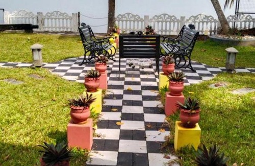 Quilon Villa | Sambranikodi Resort and Home Stay