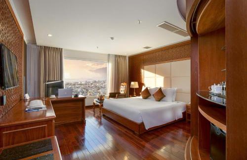 Da Nang City Centre Hotel | Samdi Premium - Near Da Nang International Airport