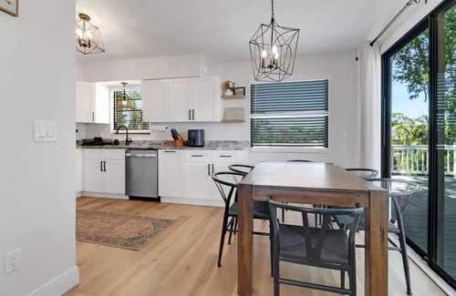 San Carlos Park House | San Carlos Getaway