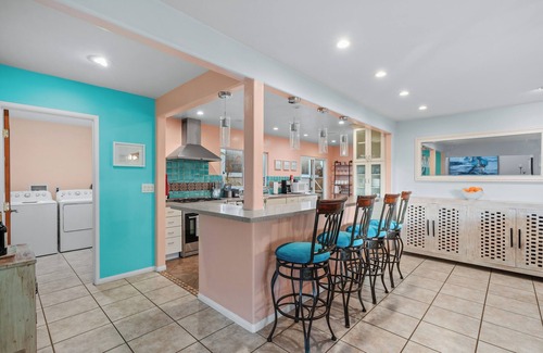 Bay Park House | San Diego, Bay Park, Mission Bay, Seaworld Beach Escape near beaches and Airport