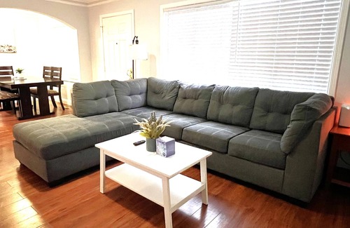 Ashland House | San Lorenzo Great location near BayFair 5Br Coze home/Greatviews