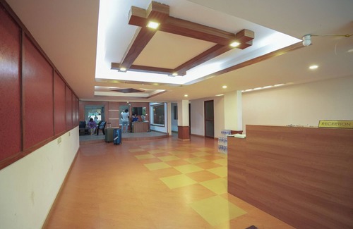 Nedumbassery Apartment | Sancta Monica Lounge -Cochin Airport