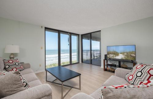Crescent Beach Apartment | Sand Dollar 402