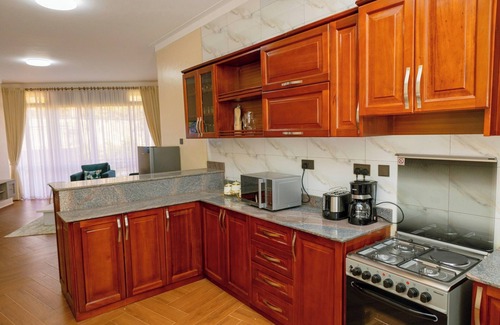 Entebbe Bed & Breakfast | Sand Grains Residences 006