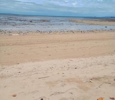 Viseisei House | sandbar