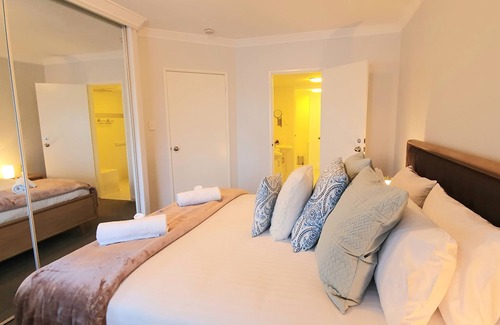 Scarborough Apartment | Sandcastles Luxury Retreat Apartment