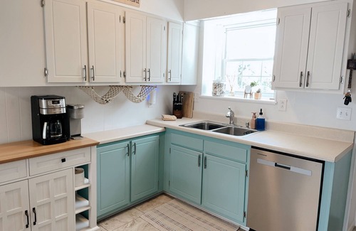 Supply Condo | Sanderling - New Owner - Pet Friendly - POOL!