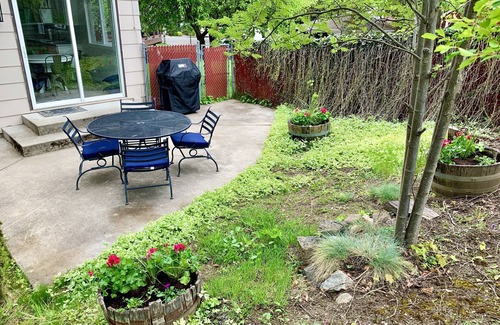 Coeur d'Alene House | Sanders Beach Home - Walk to Downtown Restaurants, Shopping and Activities