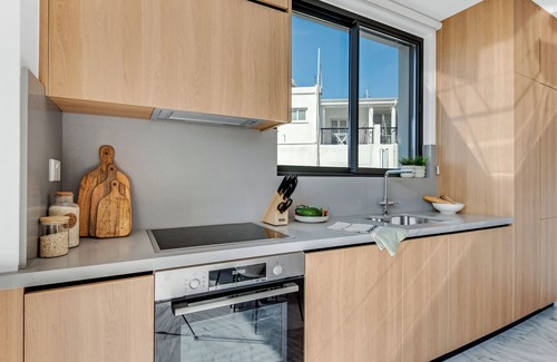 Universal Apartment | Sanders Olive - Cute 1-bdr Apt With Shared Pool