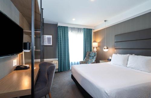 Calgary Hotel | Sandman Signature Calgary Airport Hotel