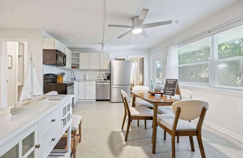 Satellite Beach Apartment | Sandpiper 𓇼 5BR/4BA Across From Beach! Sleeps 16