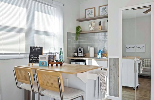 Satellite Beach Apartment | Sandpiper 𓇼 5BR/4BA Across From Beach! Sleeps 16