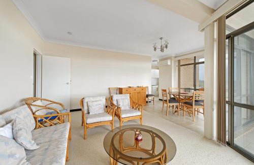 Port Macquarie Apartment | Sandpiper 9 25 Waugh Street