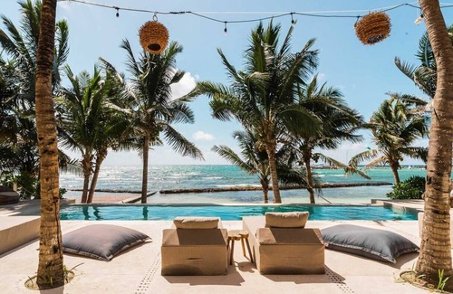 Puerto Aventuras Villa | Sandy Beachfront Villa Rental in Puerto Aventuras