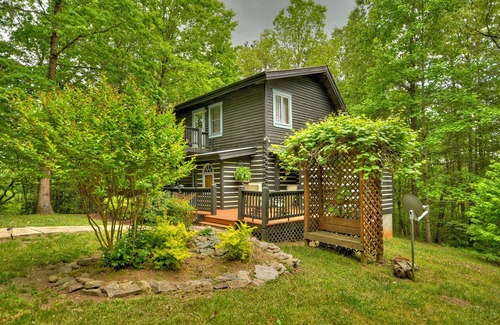 Copperhill Cabin | Sans Souci | Pet Friendly