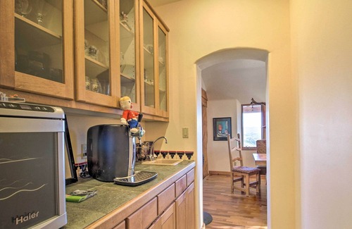 Canoncito House | Santa Fe Retreat w/ Majestic Mountain Views!