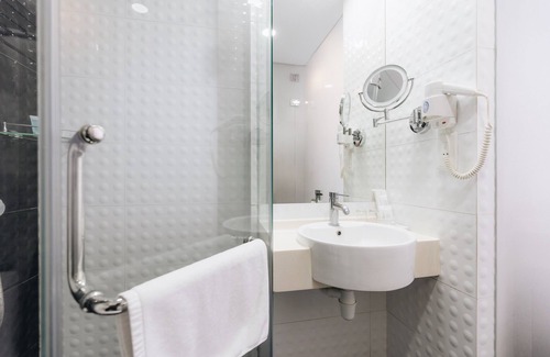 East Coast Hotel | Santa Grand Hotel East Coast, a NuVe Group Collection