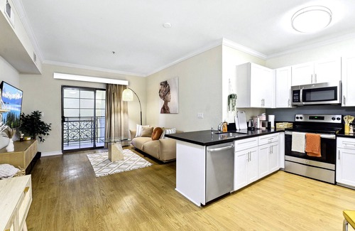 Marina del Rey Apartment | Santa Monica retreat 2 min to Promenade
