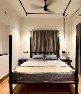 Ullal House | Santo Bambino Homestay - Neat AC Rooms Close to the Beach