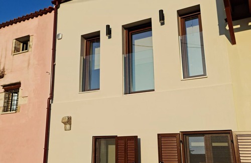 Vamvakopoulo House | Sappho 3-bedroom House