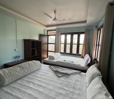 Sauraha House | Sauraha Guest House