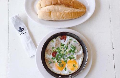 Si Bun Rueang Hotel | Savansumran สะหวันสำราญ