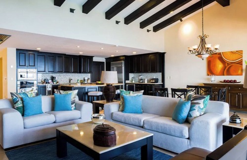 South Shore Hotel Area Resort | Savor Sunsets: A 3Bedroom Oasis on the Shores of Puerto Vallarta