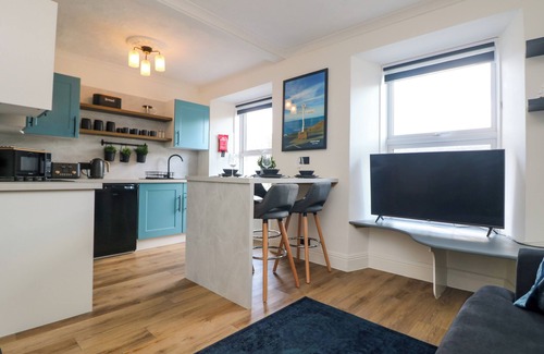 Mullion Cottage | Savoy View