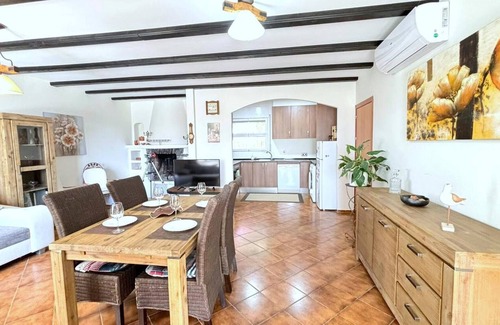 Almadraba-Canyelles Ski Chalet | SB-Nice house only 200 mts from Canyelles beach