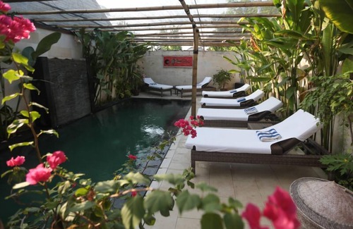 Gili Air Villa | Scallywags Joglo Villa