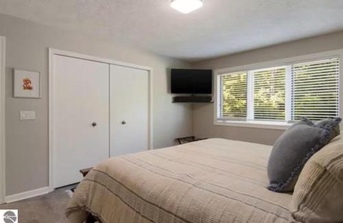 Kewadin House | Scenic AGaMing Escape Torch Lake Views and Golf