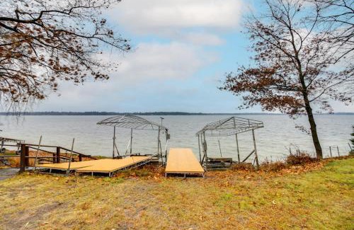 Crosslake House | Scenic Cabin with Private Beach in Crosslake!