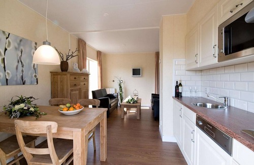 Notter House | Scenic Hideaway in Notter