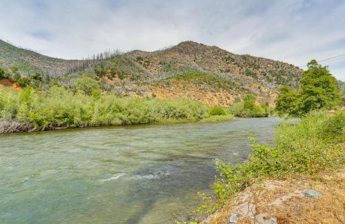 Junction City House | Scenic Riverfront Escape with Sauna in Junction City