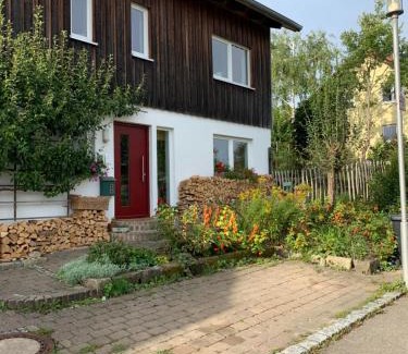 Rosengarten Apartment | Schöne Suite im Rosengarten