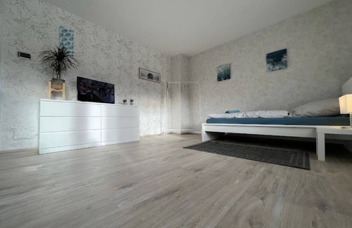 Gelsenkirchen-Mitte Apartment | Schlafplatz Huwald Pension Monteurzimmer Monteurswohnung Zentral Wifi