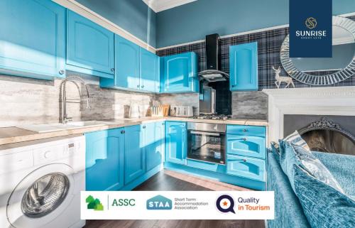 Dundee Apartment | SCOTS-CORNER, Family Home, 2 Rooms, 4 Single Beds, Easy Access Ring-Road Location, Parking, WiFi, Sleeps 4, Fully Equipped, Brilliant Location, Beautiful River Views - Long Stays, INVOICE and REDUCED PRICE are only via SUNRISE SHORT LETS Dundee