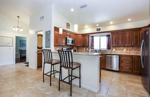 Sanibel House | Sea Bell Home - Short walk to Bowman`s Beach. Spacious vacation rental home
