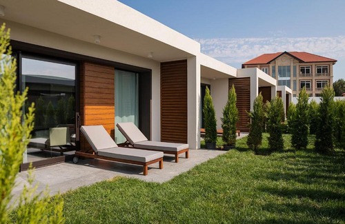 Nardaran Villa | Sea Breeze Resort Baku WhiteVillas1