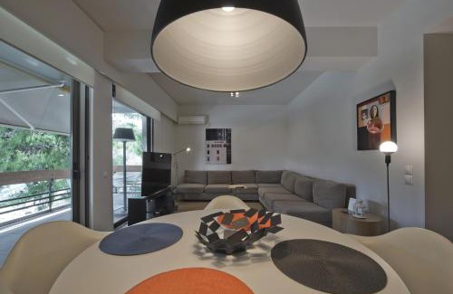 Vouliagmeni Apartment | Sea Breeze Spacious Apt near Vouliagmeni Beach