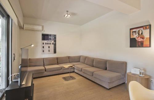 Vouliagmeni Apartment | Sea Breeze Spacious Apt near Vouliagmeni Beach