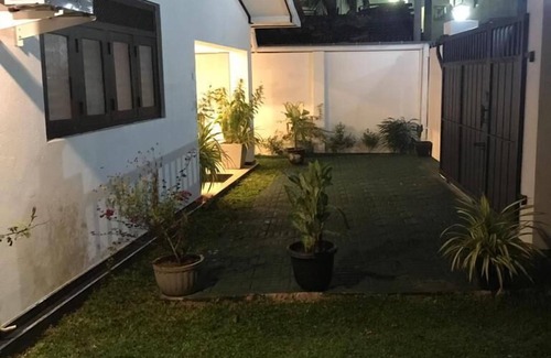 Negombo Villa | Sea Breeze Villa