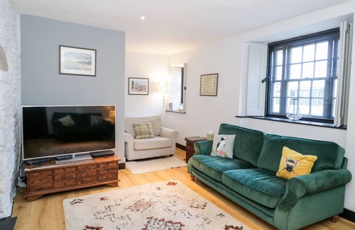 Conwy Cottage | SEA CHEST, pet friendly, character holiday cottage in Conwy