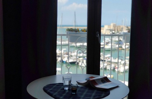 Trani Apartment | SEA DREAM PALACE 1