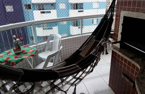 Praia Grande Apartment | SEA FRONT SWIMMING POOL BARBECUE WIFI INTERNET GAMES ROOM GARAGE CONCIERGE 24H