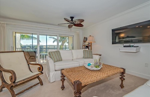 Boca Grande Apartment | Sea Oats Condominium 344 Condo