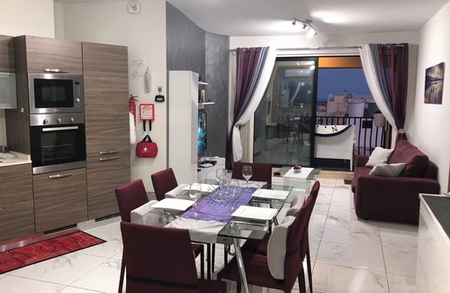 Marsaskala Apartment | Sea View 2 Bed Apartment Close to Beach